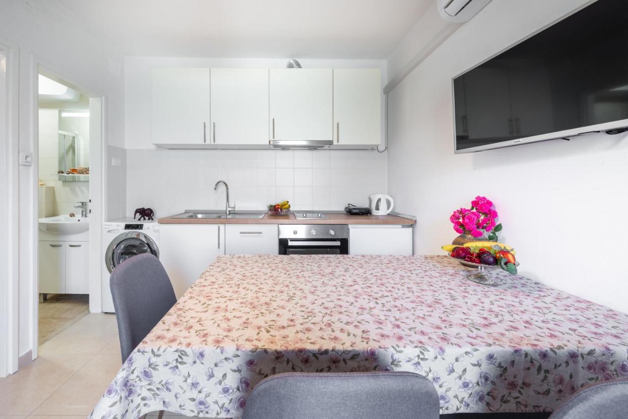Sea Shell Apartments Дубровник Екстер'єр фото
